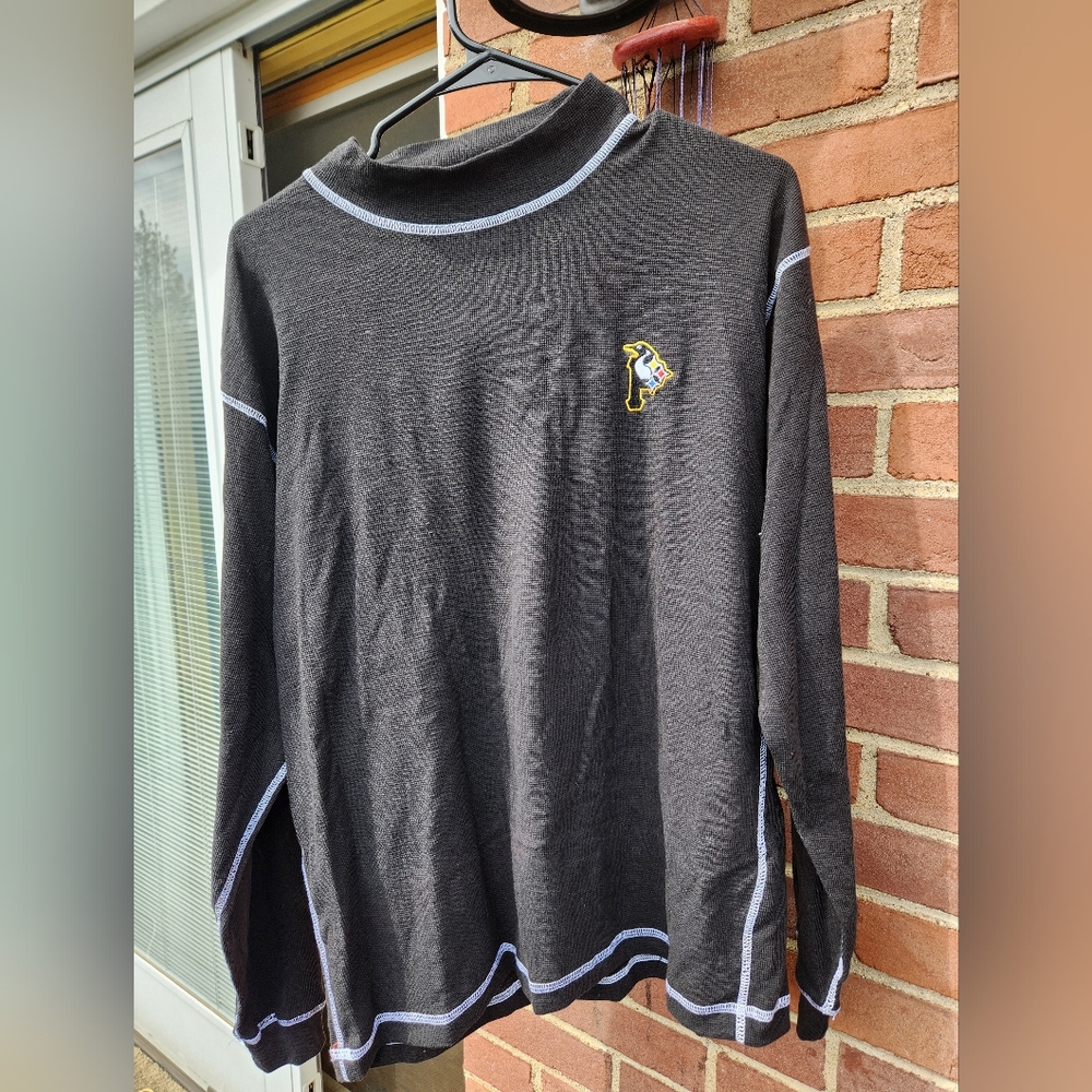 Pittsburgh 3 logo long sleeve-NWT